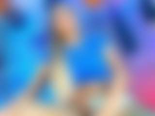 KAROLL-TS's Live Sex Cam Show