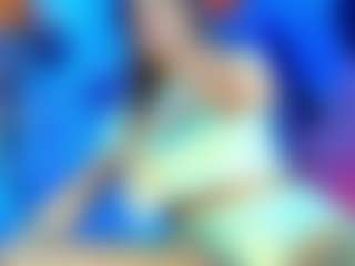 KAROLL-TS's Live Sex Cam Show