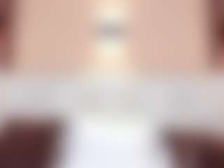 Live cam show with KathyMirrow - Camel Toe on SmokeAndPoke