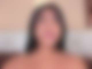 Live cam show with KathyMirrow - Twerk on Big Tits