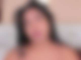 Live cam show with KathyMirrow - Camel Toe on 1on1-livenow