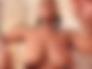 Lunna-Ebony's Live Sex Cam Show