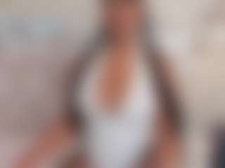 Live cam show with Lunna-Ebony - Bondage on AdultVida.com