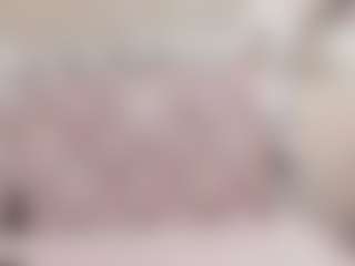 Live cam show with Lunna-Ebony - Ebony on TeamSkeetLive | colombia