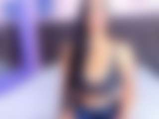 Live-camshow met ValentinaJaramilloo - Body Massage op Camsoda