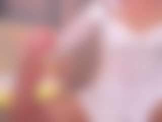 Live cam show with aGaGatha - Striptease on TottyGirls