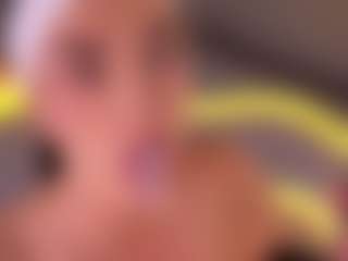 Live cam show with aGaGatha - Oil on Camsoda