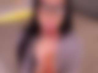 Live cam show with aGaGatha - Striptease Teen (18+) on Camsoda
