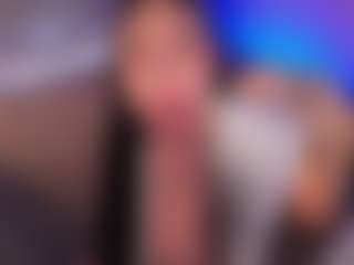 Live cam show with aGaGatha - Normal on Livezox
