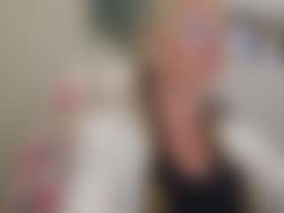 Live cam show with bmorganne420 - Mobile on CamSodaAdn