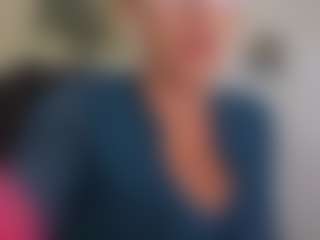 Live cam show with bmorganne420 - Petite on camwithhim.com