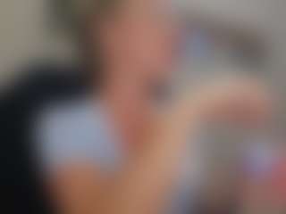 Live cam show with bmorganne420 - Granny Ebony on Fling VIP Chat