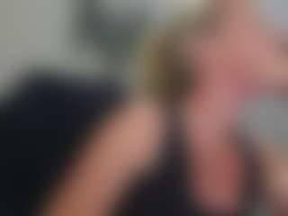 Live cam show with bmorganne420 - Period on Milf Play