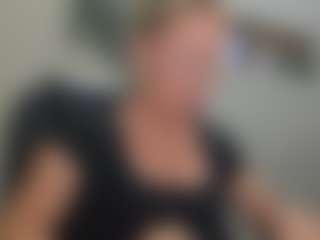 Live cam show with bmorganne420 - Drinking on CamClone