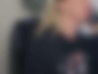 Live cam show with bmorganne420 - Mobile on xplaylive.com