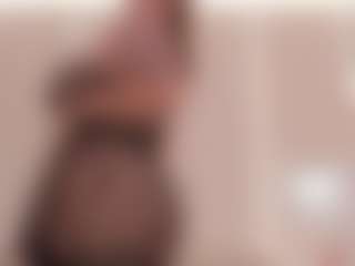 Serena-Foxx's Live Sex Cam Show
