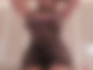 Serena-Foxx's Live Sex Cam Show