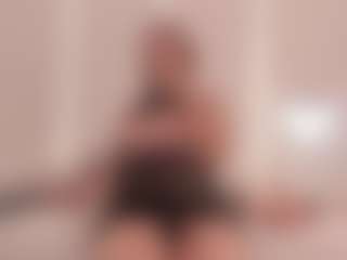 Serena-Foxx's Live Sex Cam Show