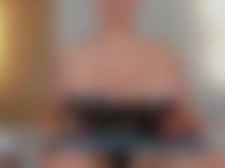 Serena-Foxx's Live Sex Cam Show