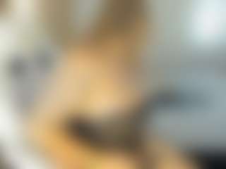 Live cam show with Serena-Foxx - Dirty Talk on CamClone