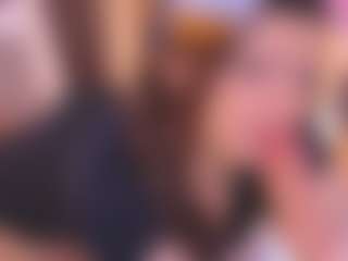 Live cam show with beatrishaa - Glasses on dropp.cam