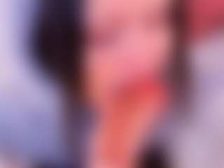 Live cam show with beatrishaa - Tongue on CamwithHer
