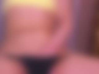 Live cam show with beatrishaa - Small on camgirlchat.live