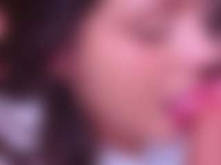 Live cam show with beatrishaa - Tongue on Dolls Live