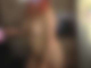 Live cam show with RachelPirce - Spank Red Hair on StripNow
