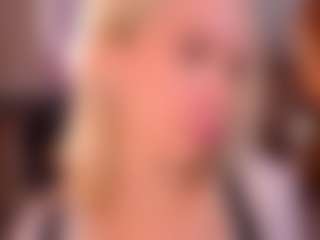 Spettacolo in cam dal vivo con AlinaBailey - Tattoos Blonde Hair su Camsoda