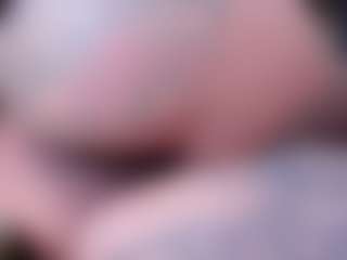 Live cam show with Marllena - Fingering on Gym Cam Girls