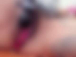 Marllena's Live Sex Cam Show