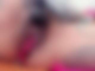 Marllena's Live Sex Cam Show