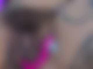 Live cam show with Marllena - Double Penetration on Hubzter Live