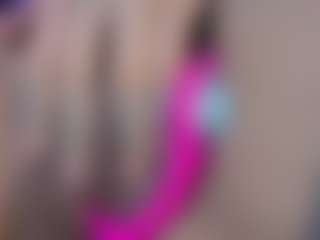 Live cam show with Marllena - Double Penetration on CamClone