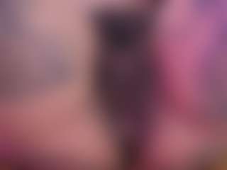 Live cam show with Marllena - Fingering on Camsoda