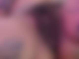 Live cam show with Marllena - Fingering on Camsoda