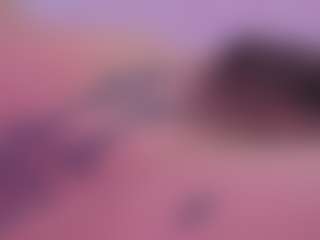 Live cam show with Marllena - Fingers on Camsoda