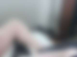 Live cam show with Slurp-ur-Lips007 - Green Eyes on StripNow