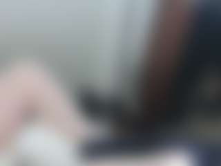 Live cam show with Slurp-ur-Lips007 - Orgasm on friskycurves.com