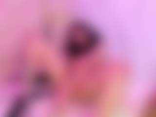 Live cam show with Cami - Muscular on madthumbs