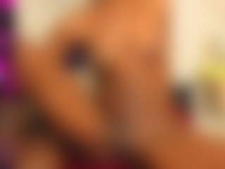 Live cam show with Daffne - Ass Clapping on iamadamtest123.com