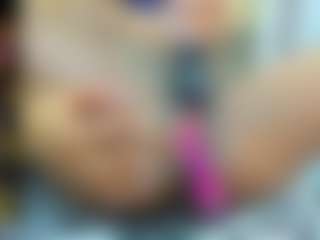Live cam show with Daffne - Ass Clapping on SinfulBabes