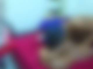 Live cam show with Daffne - Thin on AdultVida.com