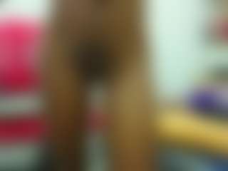 Live cam show with Daffne - Ass Clapping on CamClone