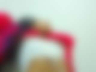 Live cam show with Daffne - Thin on Camsoda