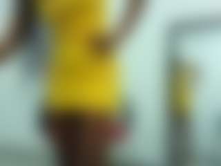Live cam show with Daffne - Muscle on Camsoda