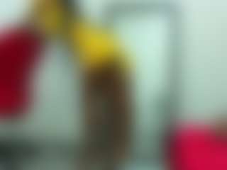 Live cam show with Daffne - Muscle on Camsoda