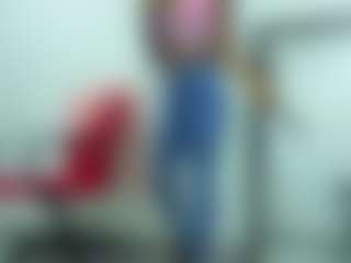 Live cam show with Daffne - Ass Clapping on Camsoda