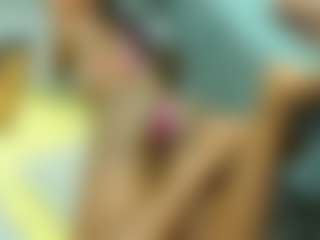 Live cam show with Daffne - Ass Clapping on Camsoda